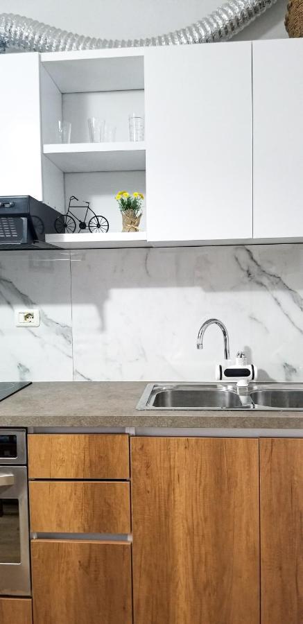 Spacious And Cozy Apartment - Ajia Apartment Tirana Extérieur photo