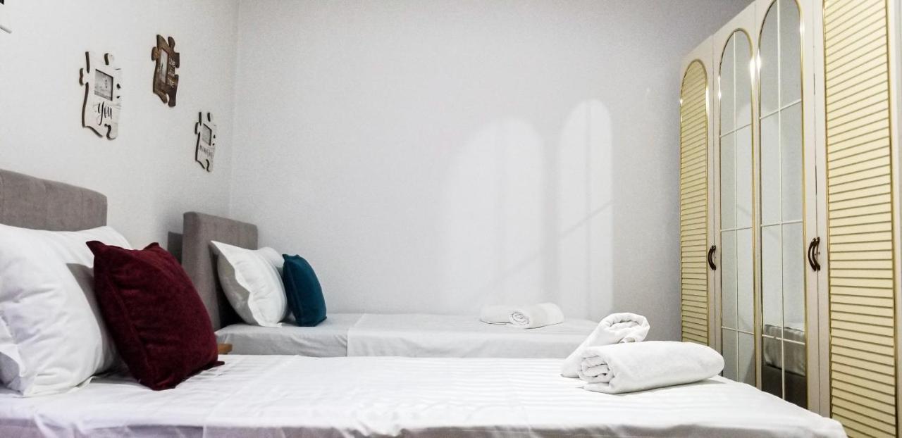 Spacious And Cozy Apartment - Ajia Apartment Tirana Extérieur photo