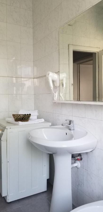 Spacious And Cozy Apartment - Ajia Apartment Tirana Extérieur photo
